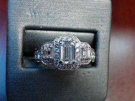  14k white Gold Ladies Natural Diamond Ring